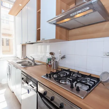 Habitat's Navona Roma